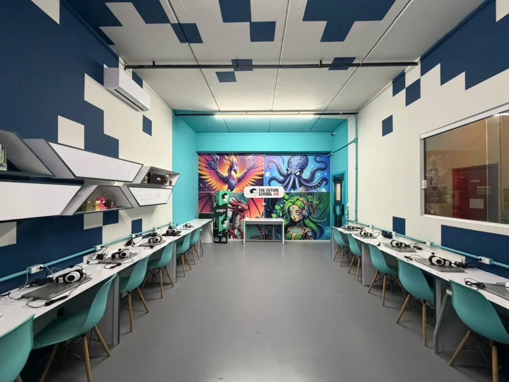 Sala de aula de uma unidade da The Future School 4.0